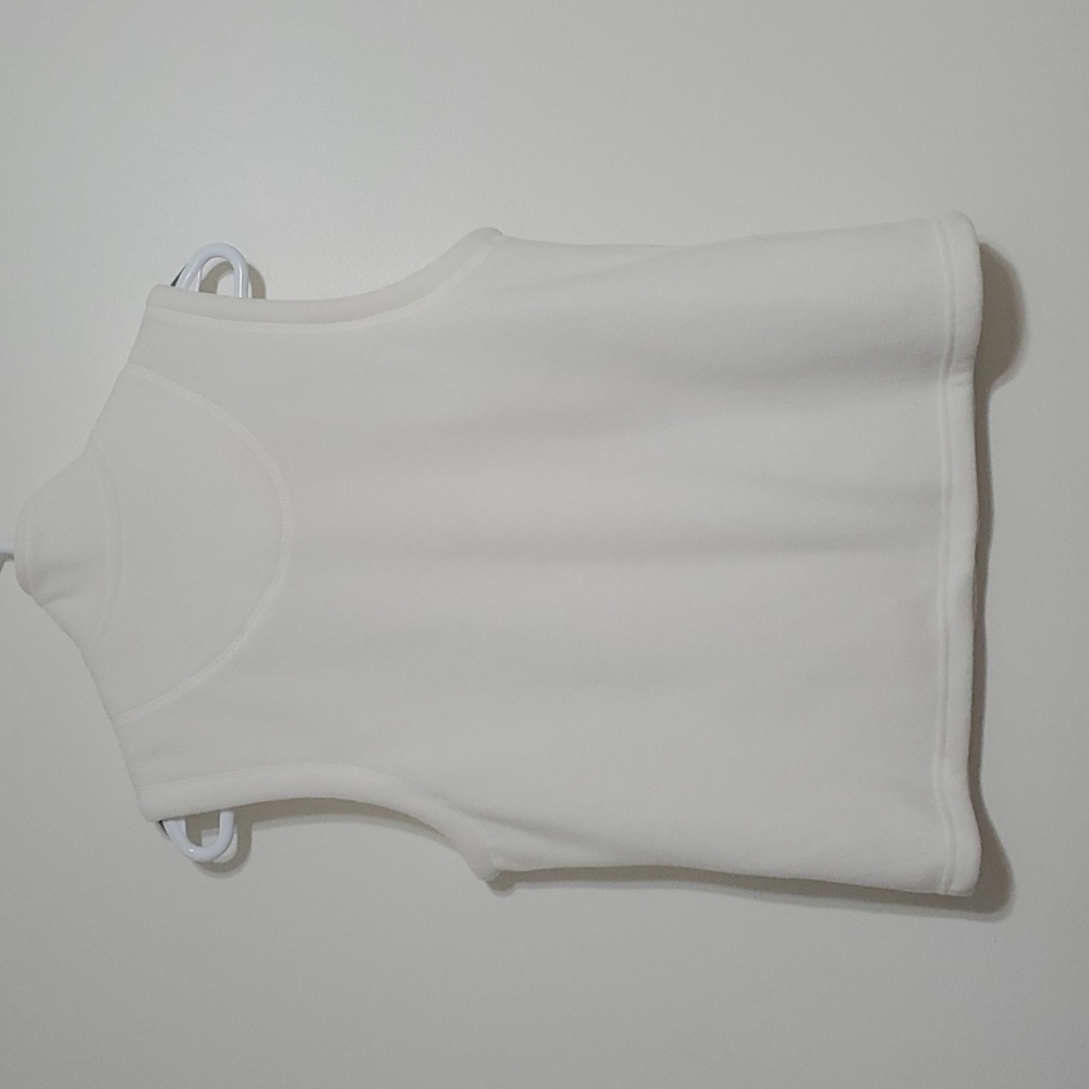 Vest - Picture 8 of 8